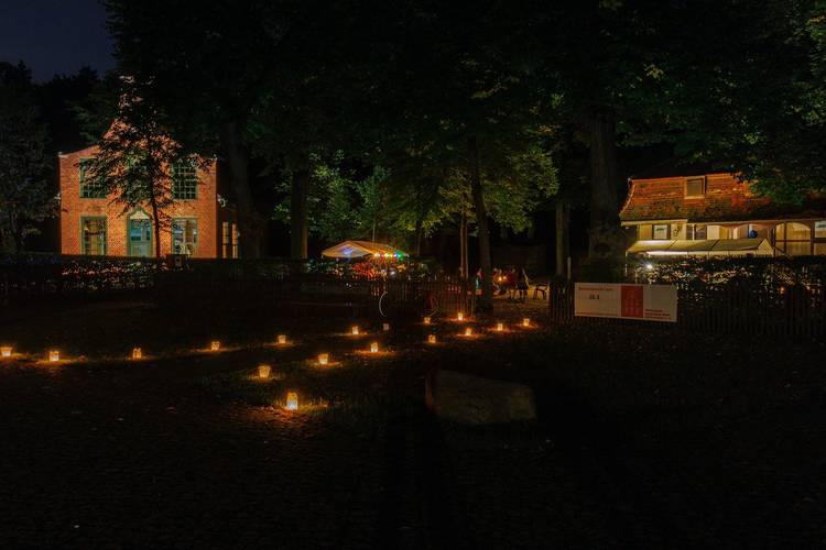 Jagdschloss Stern, Schlossnacht mit Illumination – Illuminiertes Jagdschloss Stern