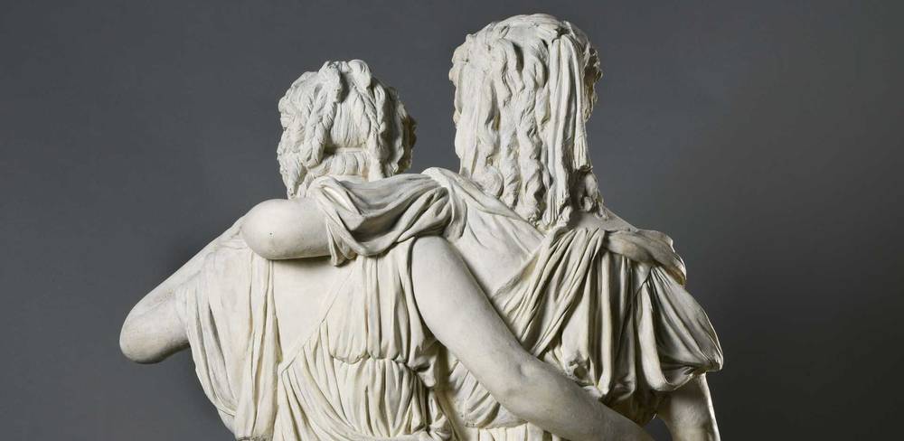 Johann Gottfried Schadow, Doppelstandbild der Prinzessinnen Luise und Friederike von Preußen, sog. Prinzessinnengruppe, 1795, Detail, Gips, Zustand nach der Restaurierung