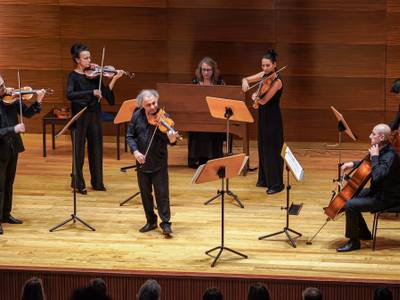 Das Kammerorchester der Neuen Philharmonie Hamburg – Das Kammerorchester der Neuen Philharmonie Hamburg spiel Vivaldi