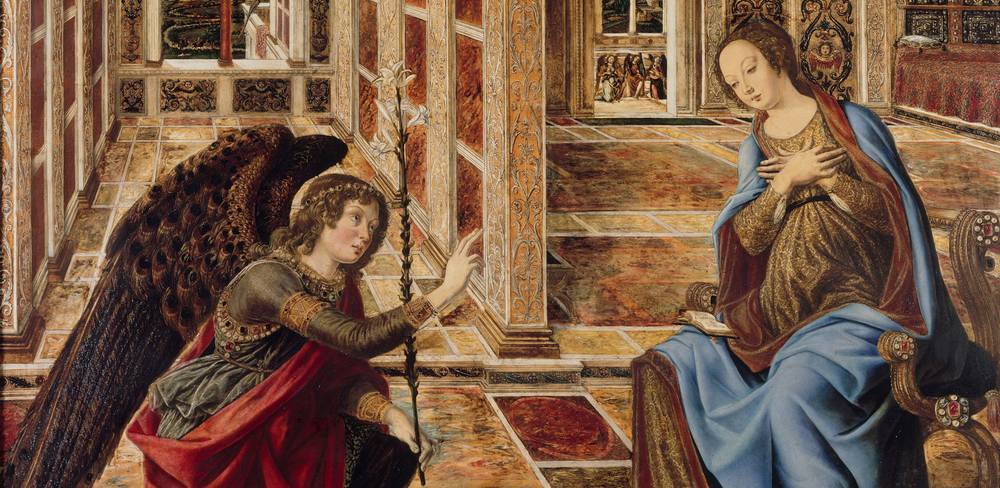Piero del Pollaiuolo: Die Verkündigung an Maria (Detail), um 1470. – Gemälde zeigt einen knienden Engel mit Flügeln, der eine Lilie hält, vor einer weiblich gelesenen Person auf einem Stuhl. Renaissance-Stil, detaillierte
