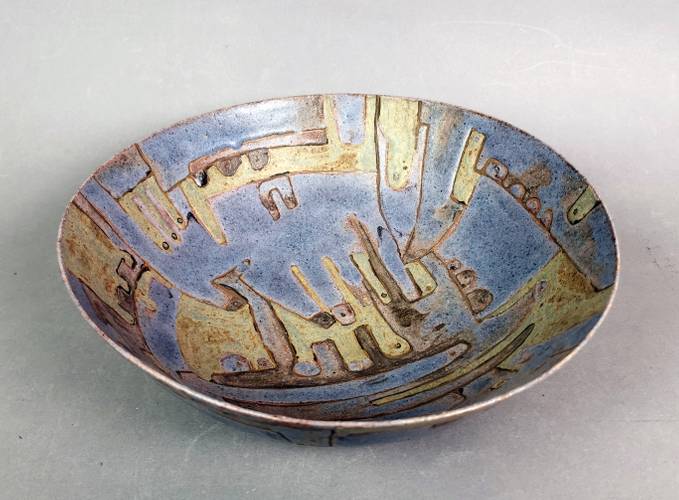 Schale von Beate Kuhn (1927-2015), Dm 280mm, Düdelsheim 1965, Ankauf aus Spendenmitteln