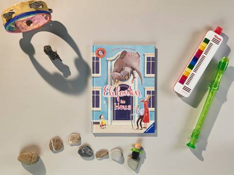 Cover zum Bilderbuch "Elefanten im Haus" mit Text von Stephanie Schneider und Illustrationen von Astrid Henn – Cover zum Bilderbuch "Elefanten im Haus" mit Text von Stephanie Schneider und Illustrationen von Astrid Henn