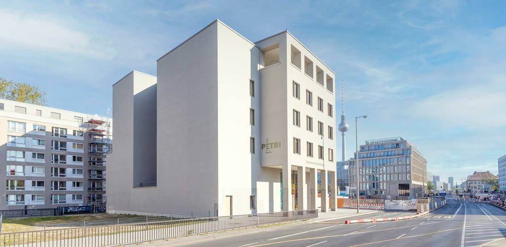 PETRI Berlin von außen.
