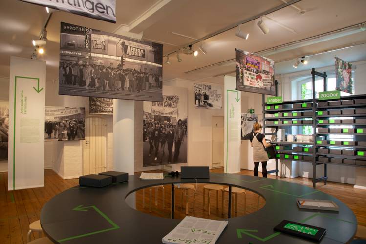 Ver/sammeln antirassistischer Kämpfe