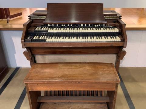 Hammondorgel, um 1940, Kat.-Nr. 5786 – Hammondorgel, um 1940, Kat.-Nr. 5786