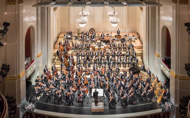 Sinfoniekonzert VIII – Staatsoper Unter den Linden / Marcus Ebener