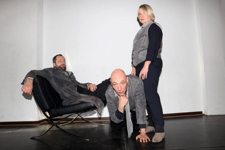 KNECHTE DER KULTURINDUSTRIE von John von Düffel