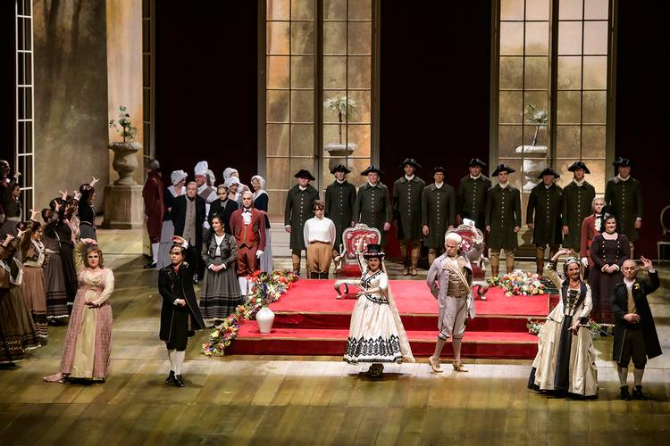 Le nozze di Figaro – Maria Motolygina als Gräfin Almaviva, Byung Gil Kim als Figaro, Lilit Davtyan als Susanna, Thomas Lehman als Graf Almaviva, Padraic Rowan als Bartolo, Ulrike Helzel als Marcellina