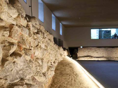 Archäologisches Fenster im PETRI Berlin