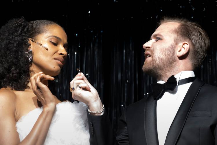 Die Dreigroschenoper