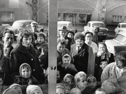  – Thomas Billhardt, Alexanderplatz, Berlin, 1960
