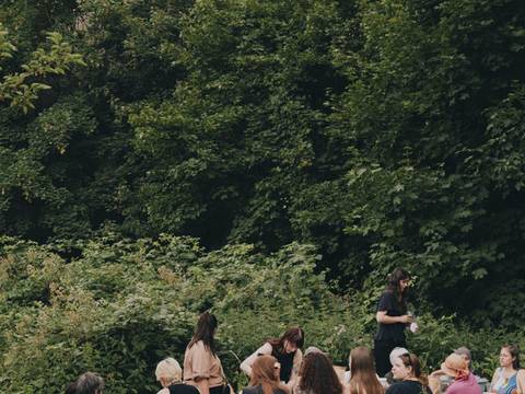 Im Heilkräutergarten Hevrîn Xelef in Berlin-Neukölln – Im Heilkräutergarten Hevrîn Xelef in Berlin-Neukölln