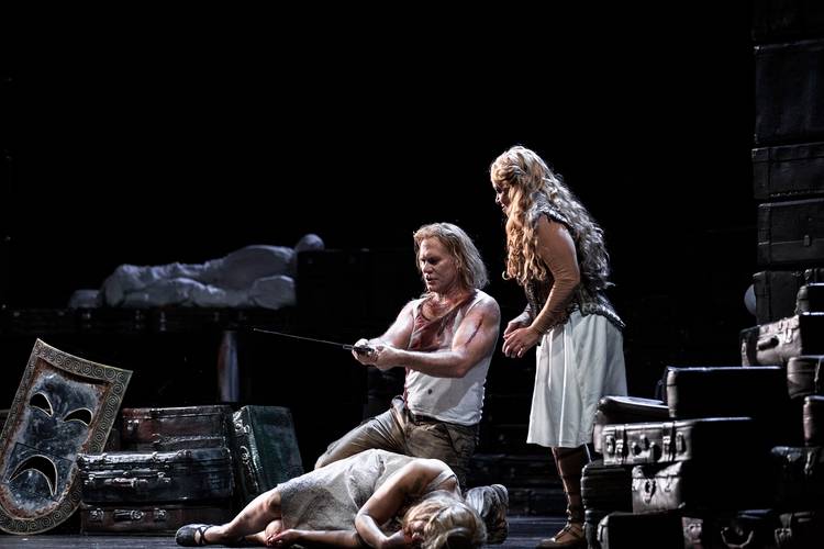 Die Walküre – Nina Stemme als Brünnhilde, Brandon Jovanovich als Siegmund, Lise Davidsen als Sieglinde Bernd Uhlig