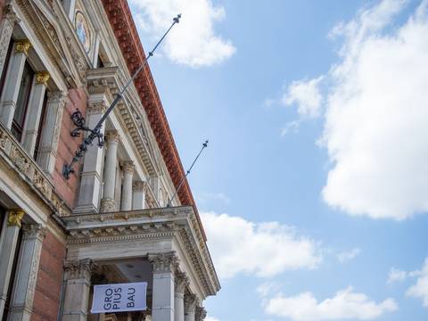  – Blick auf den Berliner Gropius Bau (Archiv)