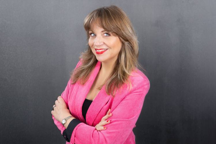 Mirja Regensburg - Alles wird gut – Christian Hebrock