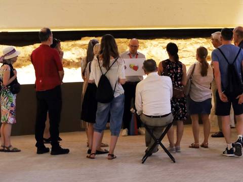 Guided tour through the PETRI Berlin