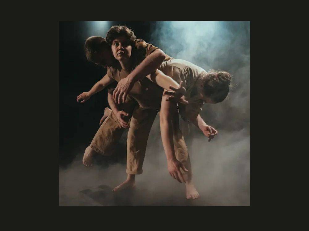 Triority - SHROUDED