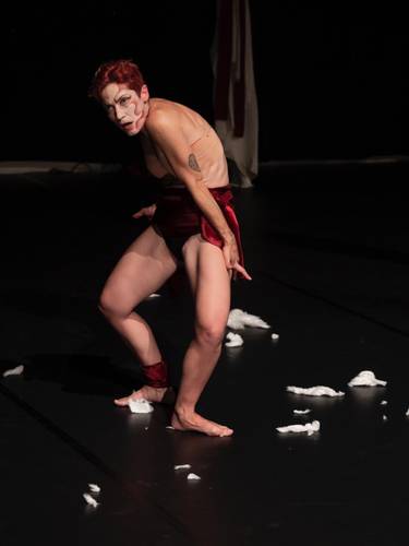 GLITTER IN THE CRACKS