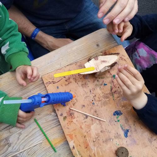 Kinder in der Bauwerkstatt