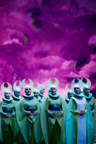 Suor Angelica – Chor der Deutschen Oper Berlin Eike Walkenhorst