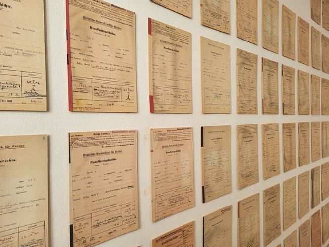 Gedenkort Eichborndamm 238, Krankenakten – Gedenkort Eichborndamm 238, Krankenakten