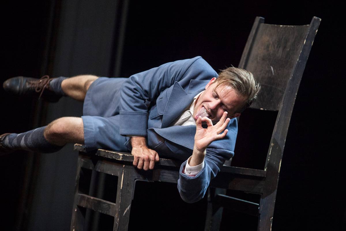 Олов'яний барабан — Berliner Ensemble - Großes Haus, Берлін