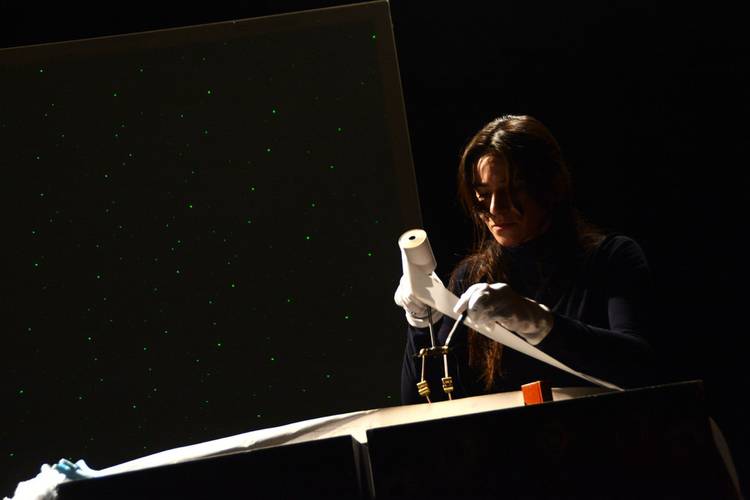 Kreationen IV: Interstellare Memoiren / Papa Frosch / LIMBUS