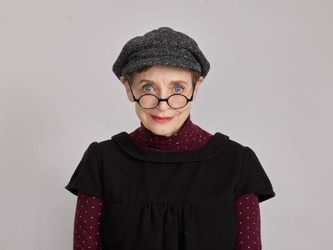 Literatur LIVE im TIPI AM KANZLERAMT: Katharina Thalbach liest „Miss Merkel: Mord in der Therapie“ von David Safier