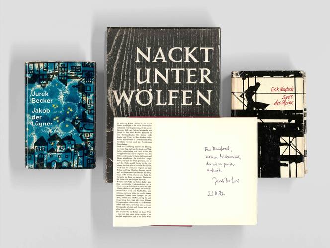 Ausgewählte Bücher aus Nachlassbibliotheken Filmschaffender und Widmung von Jurek Becker an Manfred Krug