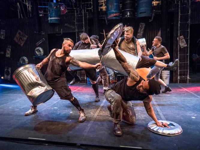 STOMP – Steve McNicholas