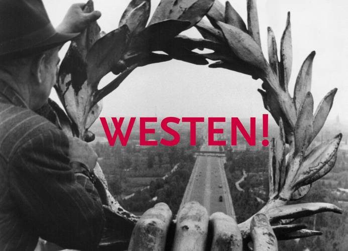 Georg Pahl: Blick durch den Lorbeerkranz der Viktoria auf der Siegessäule nach Westen, nach 1953 – Georg Pahl: Blick durch den Lorbeerkranz der Viktoria auf der Siegessäule nach Westen, nach 1953 © akg-images / Willo Göpel
