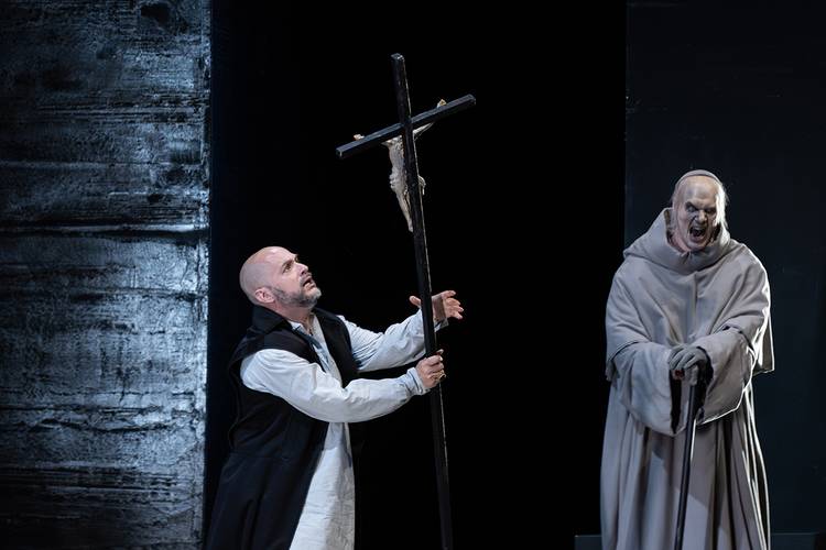 Don Carlo – Alex Esposito als Philipp II., Patrick Guetti als Der Großinquisitor