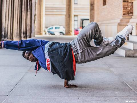 Move Together - Dance Connects