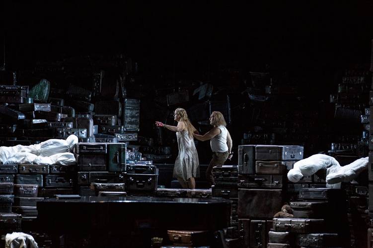 Die Walküre – Lise Davidsen als Sieglinde, Brandon Jovanovich als Siegmund Bernd Uhlig