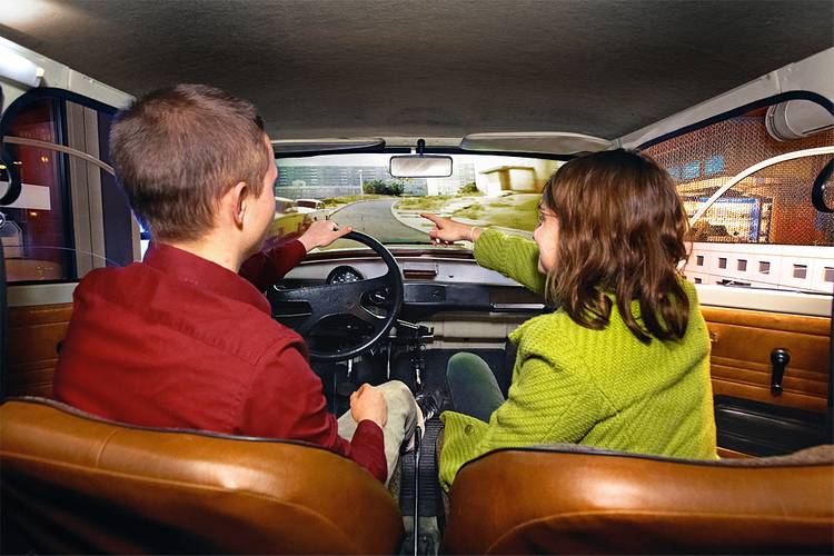Weltweit einzigartige Trabant-Fahrsimulation – Weltweit einzigartige Trabant-Fahrsimulation