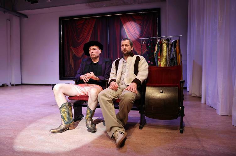 KNECHTE DER KULTURINDUSTRIE von John von Düffel