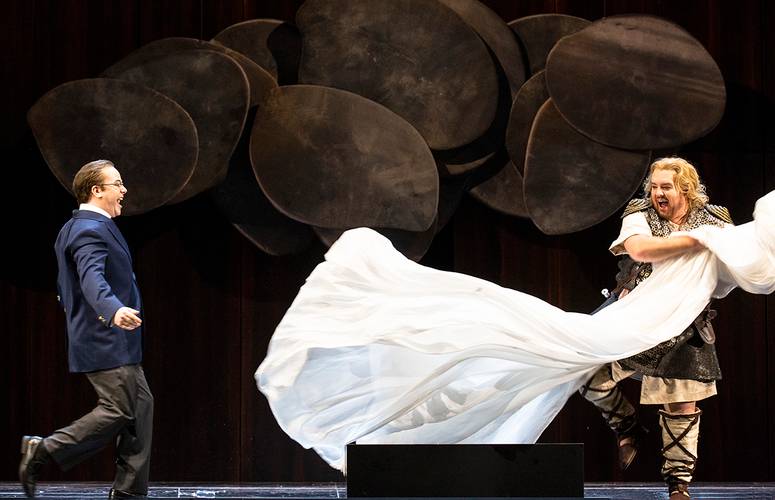 Götterdämmerung – Thomas Lehman als Gunther, Clay Hilley als Siegfried Bernd Uhlig