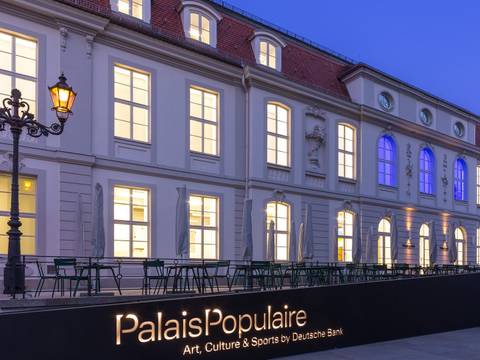  – Palais Populaire
