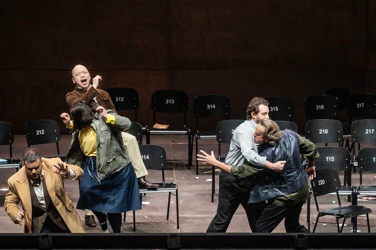 Turandot – Gerard Farreras als Timur, Maria Motolygina als Liù, Ya-Chung Huang als Pong, Joel Allison als Ping, Martin Muehle als Calaf Bettina Stöß