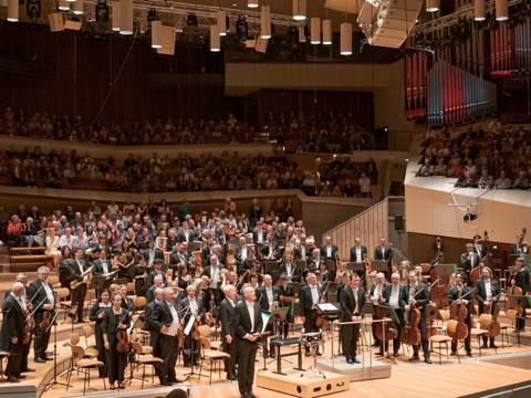  – Sinfonie Orchester Berlin Author