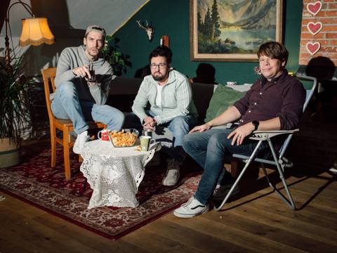 Erdbeerkäse - der Trash TV Podcast LIVE - Das große Wiedersehen 2026 – Hannes Wichmann