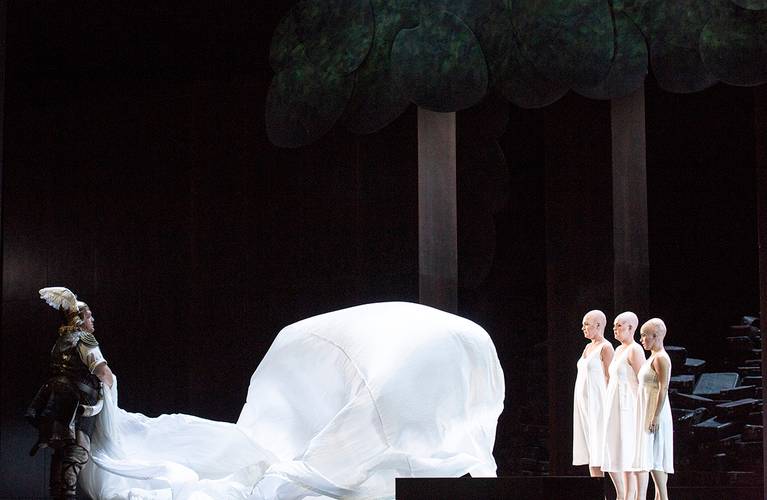 Götterdämmerung – Clay Hilley als Siegfried, Meechot Marrero als Woglinde, Karis Tucker als Wellgunde, Anna Lapkovskaja als Floßhilde Bernd Uhlig