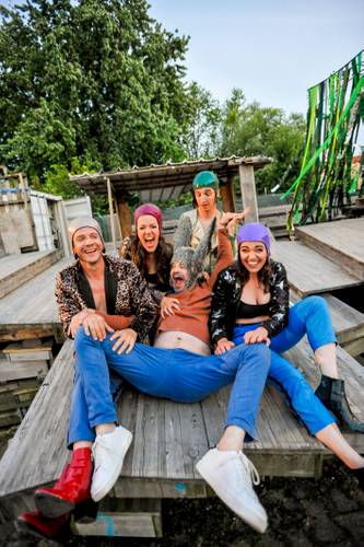 Globe Berlin: Ein Sommernachtstraum – Adrian Stowasser, Helena Krey, Uwe Neumann, Florian Kroop, Lea Sophia Geier