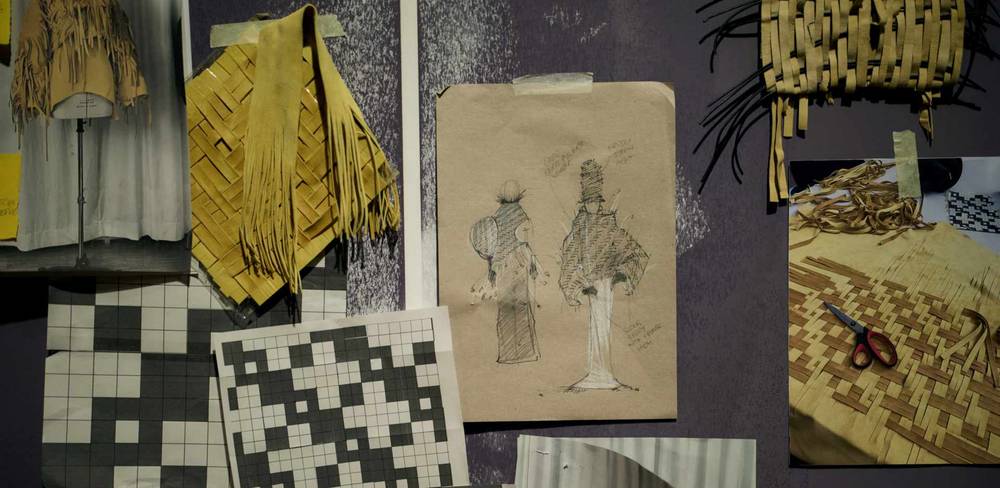 „Fashion x Craft: Echoes of Tomorrow“, Ausstellungsansicht, Gemäldegalerie 2025, Kollektion: V-Collective