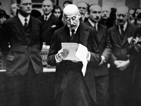 Max Liebermann, Schnitt aus dem Ausstellungsfilm "Besuch im Archiv der Akademie der Künste, Berlin", by @artbeatsberlin – Max Liebermann, Schnitt aus dem Ausstellungsfilm "Besuch im Archiv der Akademie der Künste, Berlin", by @artbeatsberlin