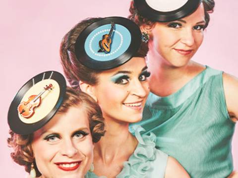 Zucchini Sistaz „Falsche Wimpern - echte Musik“