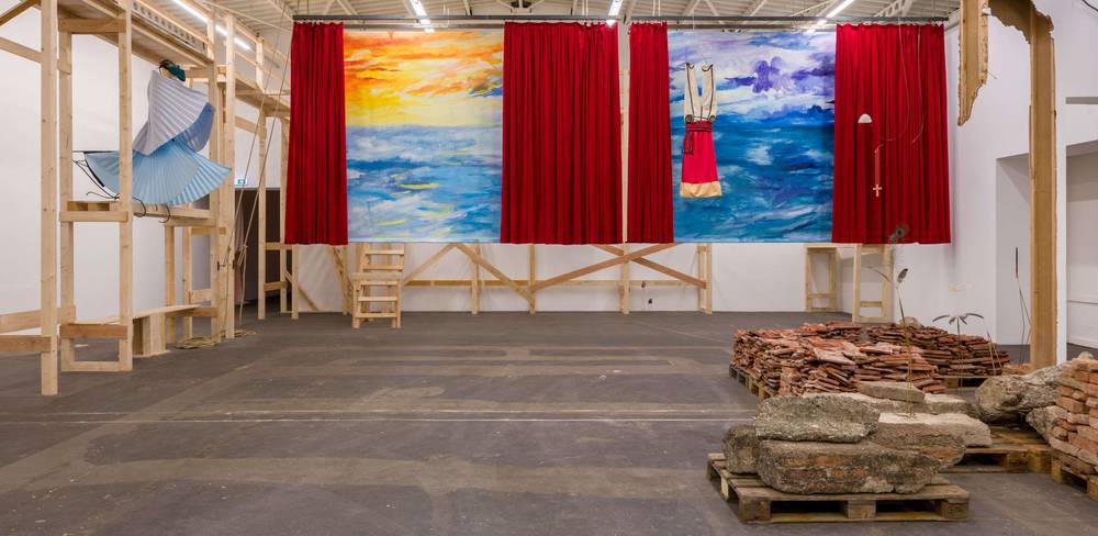 Ausstellungsansicht „Petrit Halilaj. An Opera Out of Time“, Hamburger Bahnhof – Nationalgalerie der Gegenwart, 11.9.2025 – 31.5.2026