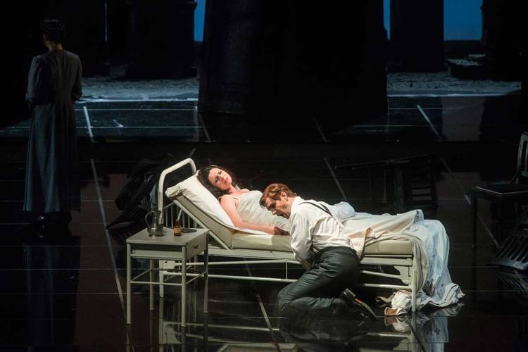 La Traviata – Matthew Newlin als Alfredo Germont, Elena Tsallagova als Violetta Valéry