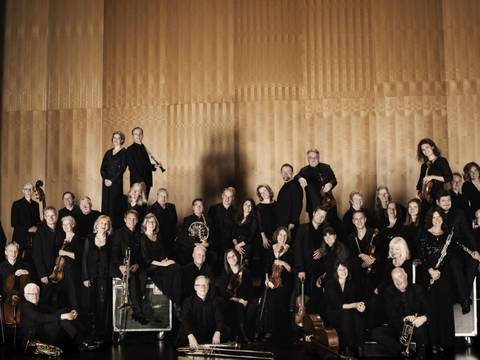  – Gruppenbild eines Orchesters