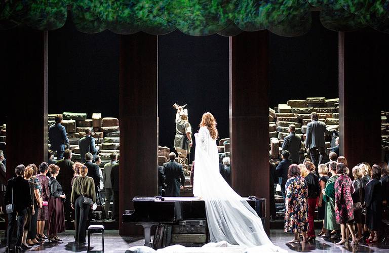 Götterdämmerung – Aile Asszonyi als Gutrune, Clay Hilley als Siegfried Bernd Uhlig